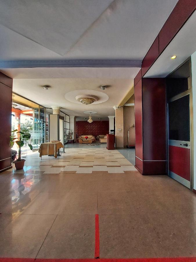 Top Ten Hotel Аддис-Абеба Экстерьер фото
